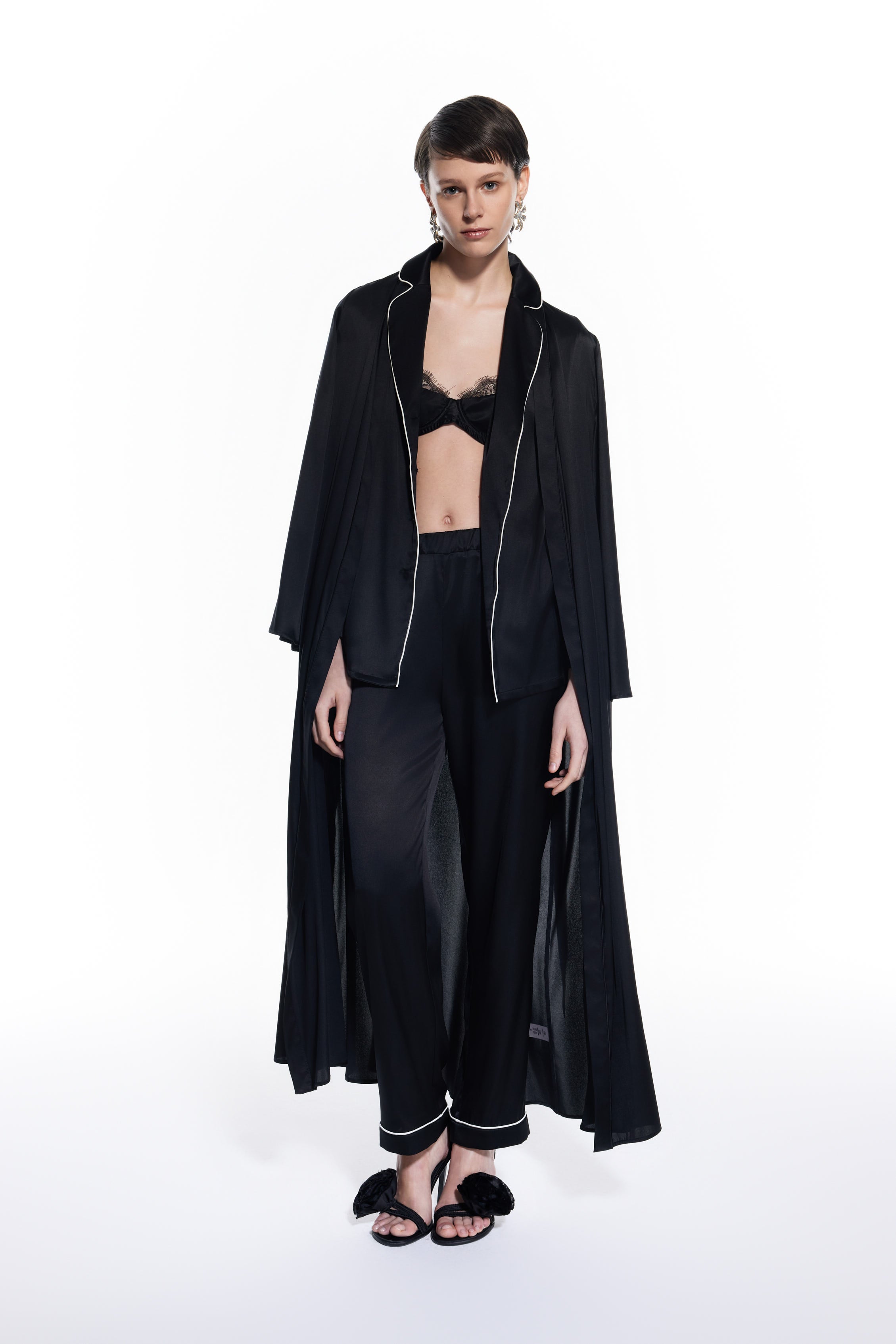 Carmen Silk Set With Robe.
