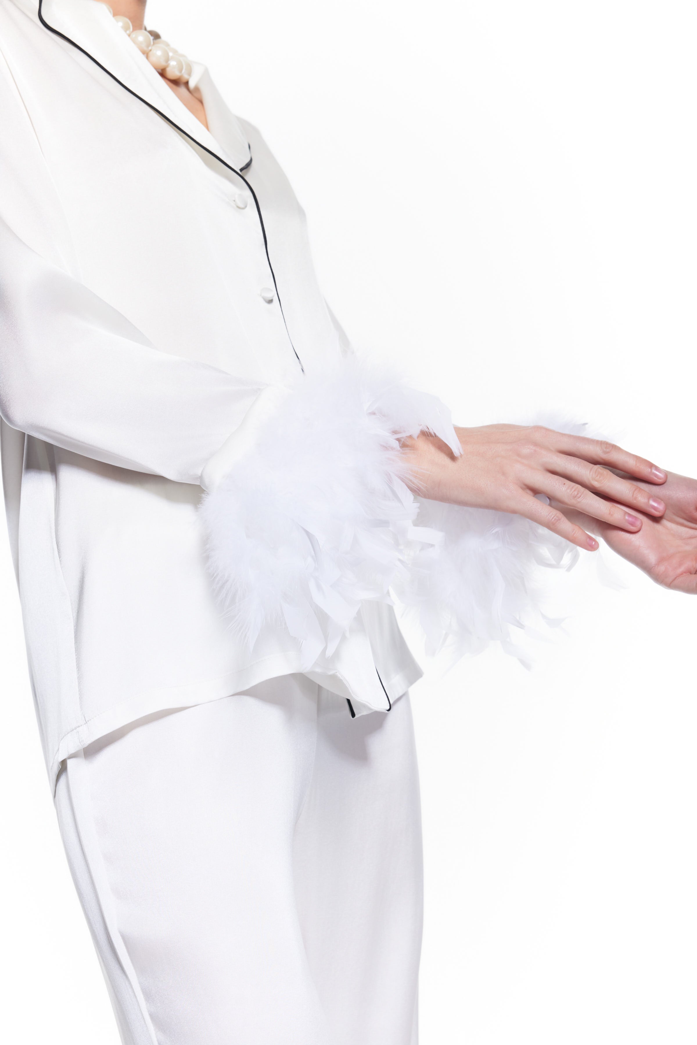 Juven Ecru Silk Feathered Set.