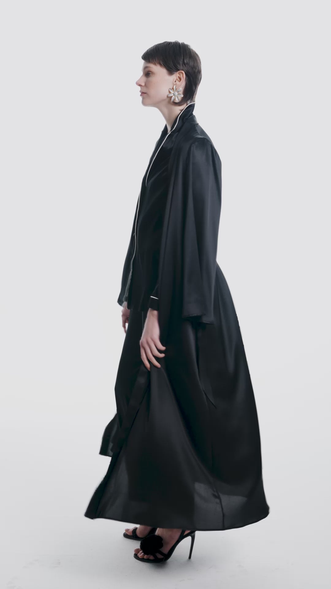 Carmen Silk Set With Robe.